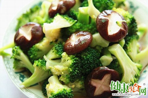 白領(lǐng)午餐如何營(yíng)養(yǎng)搭配?推薦這道藍(lán)瘦香菇網(wǎng)紅菜